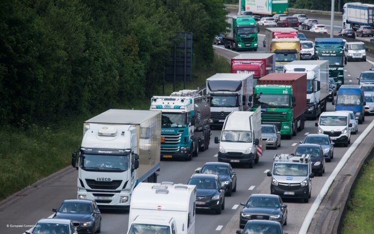 Europese Commissie stelt nieuwe CO2-emissiedoelstellingen voor nieuwe stadsbussen en vrachtwagens voor - Frotcom