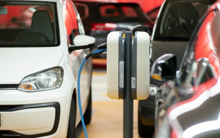 Electric vehicle sales in Latin America: A slower but growing trend - Frotcom