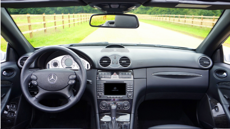 Blog - Is technology making driving safer? Is technology making driving safer