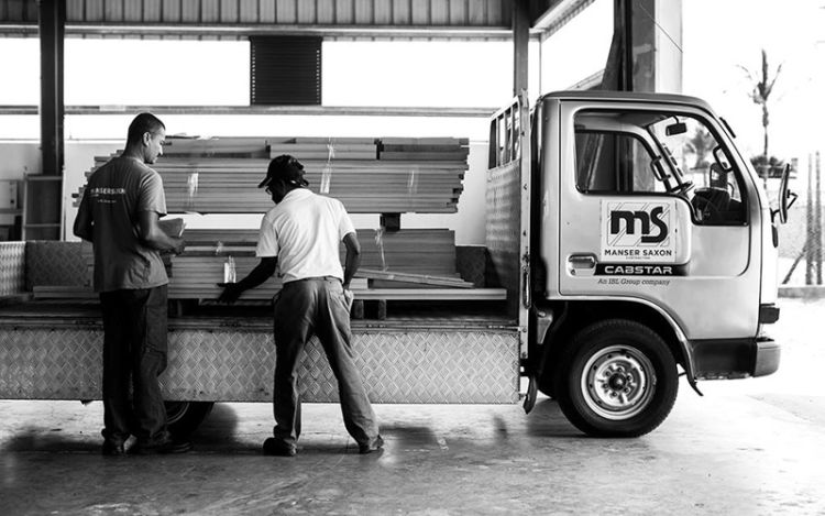 Manser Saxon Contracting riduce drasticamente i costi del carburante e la guida non autorizzata dei veicoli grazie a Frotcom