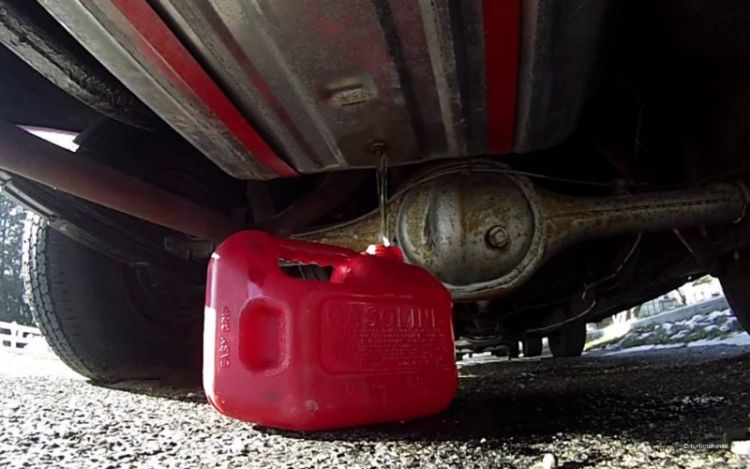 Blog - Protect your fleet against fuel theft Protect your fleet against fuel theft - Frotcom