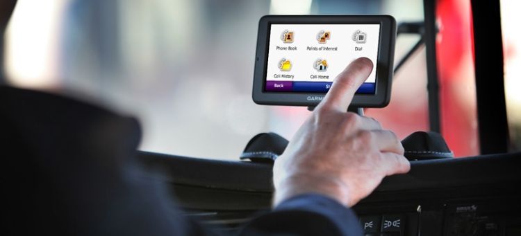 Blog card - Sat Nav training to be made part of the UK driving test Sat Nav training to be made part of the UK driving test