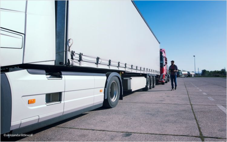 Why is remote tachograph downloading so important for fleet managers? - Frotcom