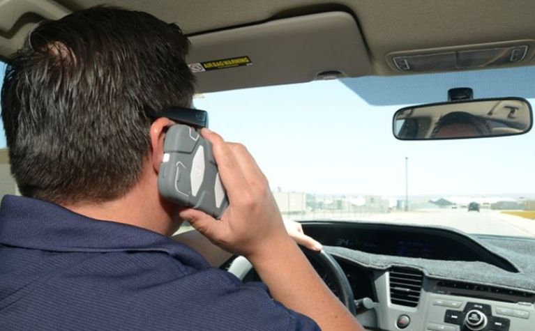 Phone addicts are worse threat than drunk drivers, study finds