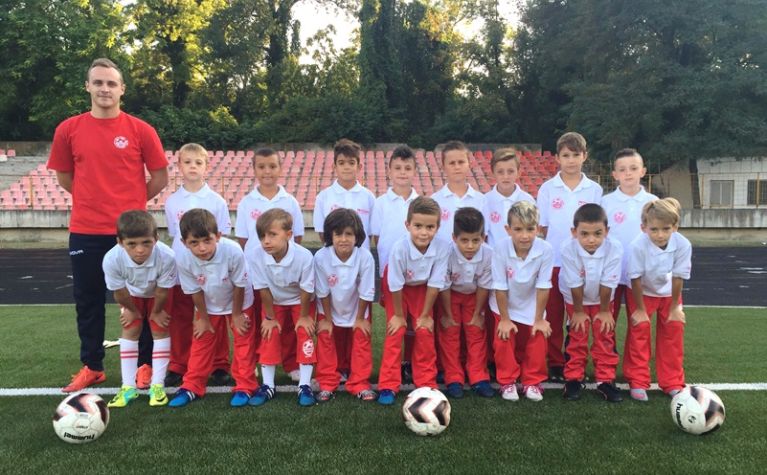 “FK Borec Junior Veles” takes to the pitch wearing Frotcom colors