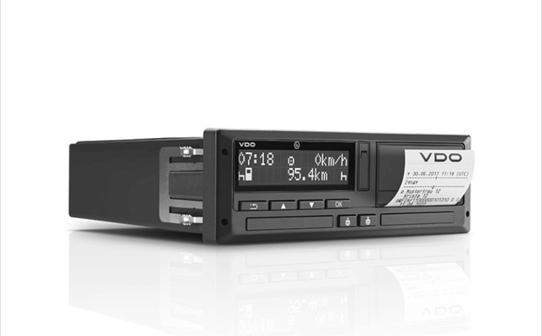 Blog card - How will smart tachographs help comply with the new Mobility Package? How will smart tachographs help comply with the new Mobility Package?