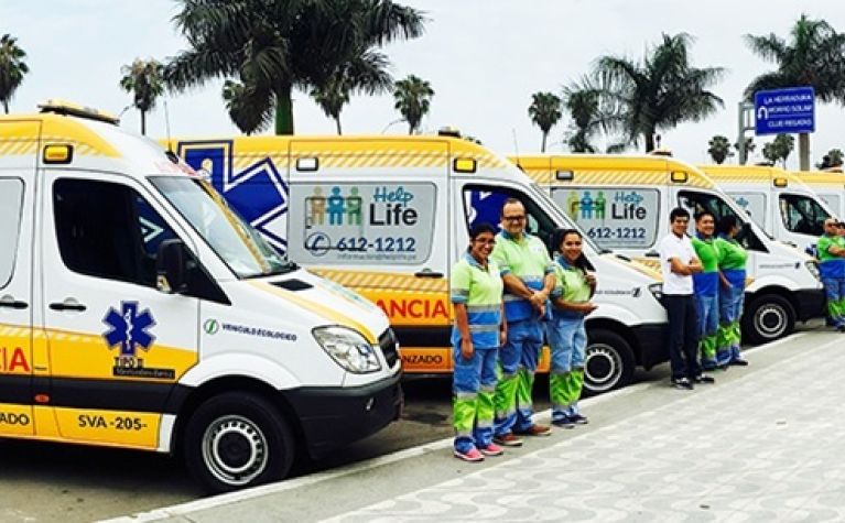 Help Life Peru staff