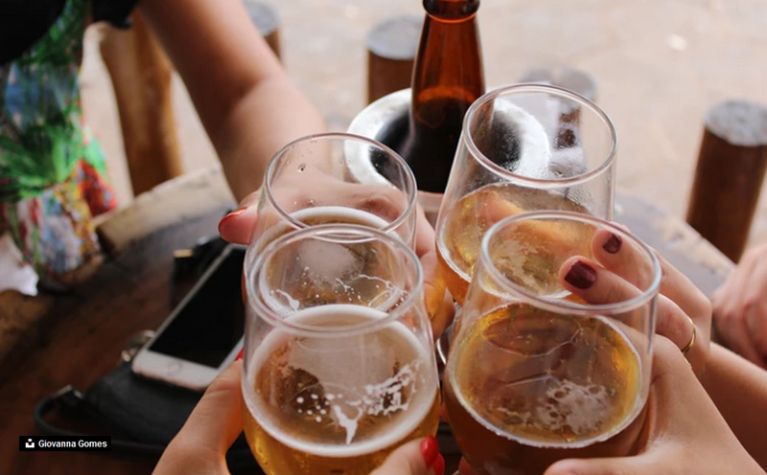 Blog card - Irish automatic drink-driving ban gets support from the public Near to 80% of the Irish public support the new automatic driving ban for drink-drivers